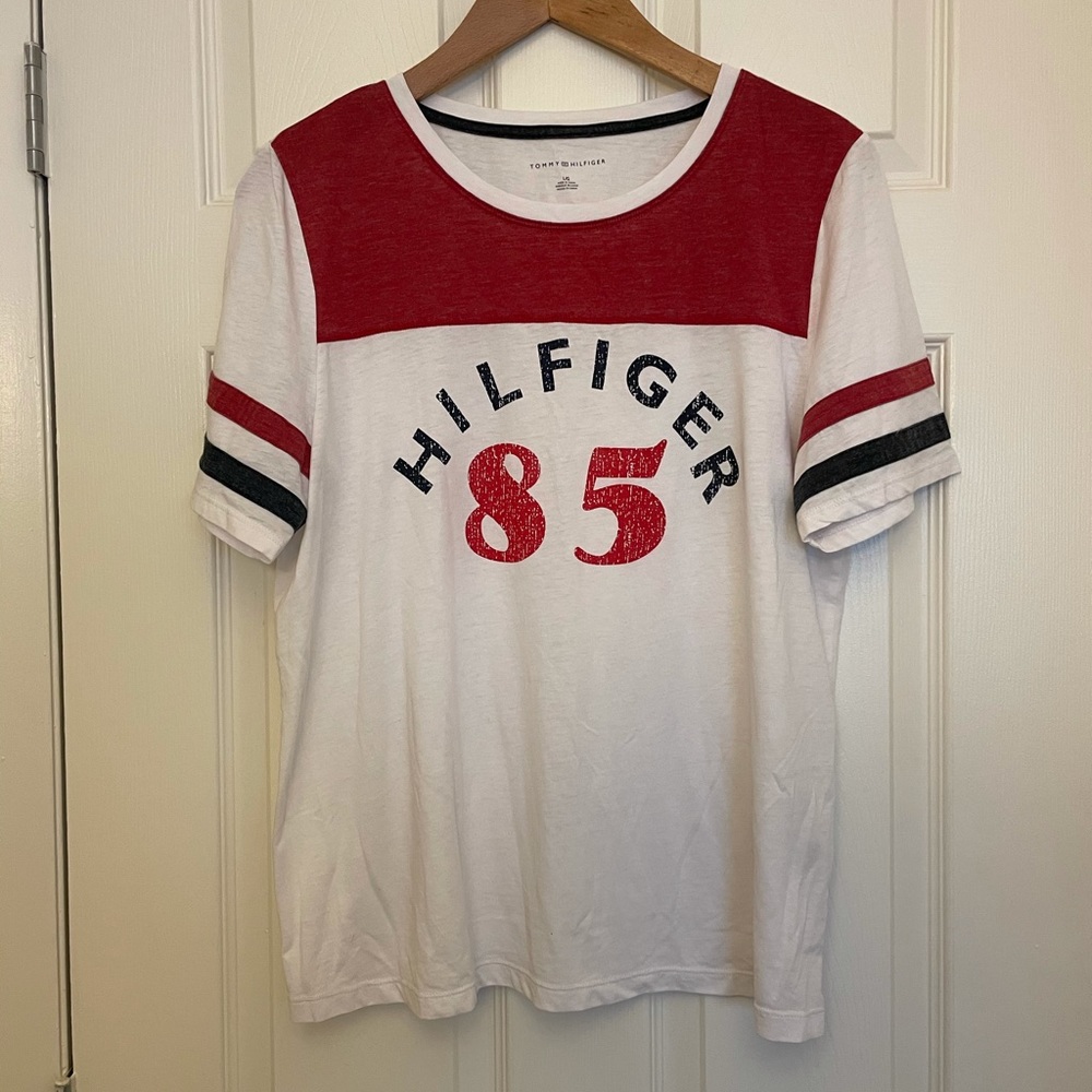 Tee